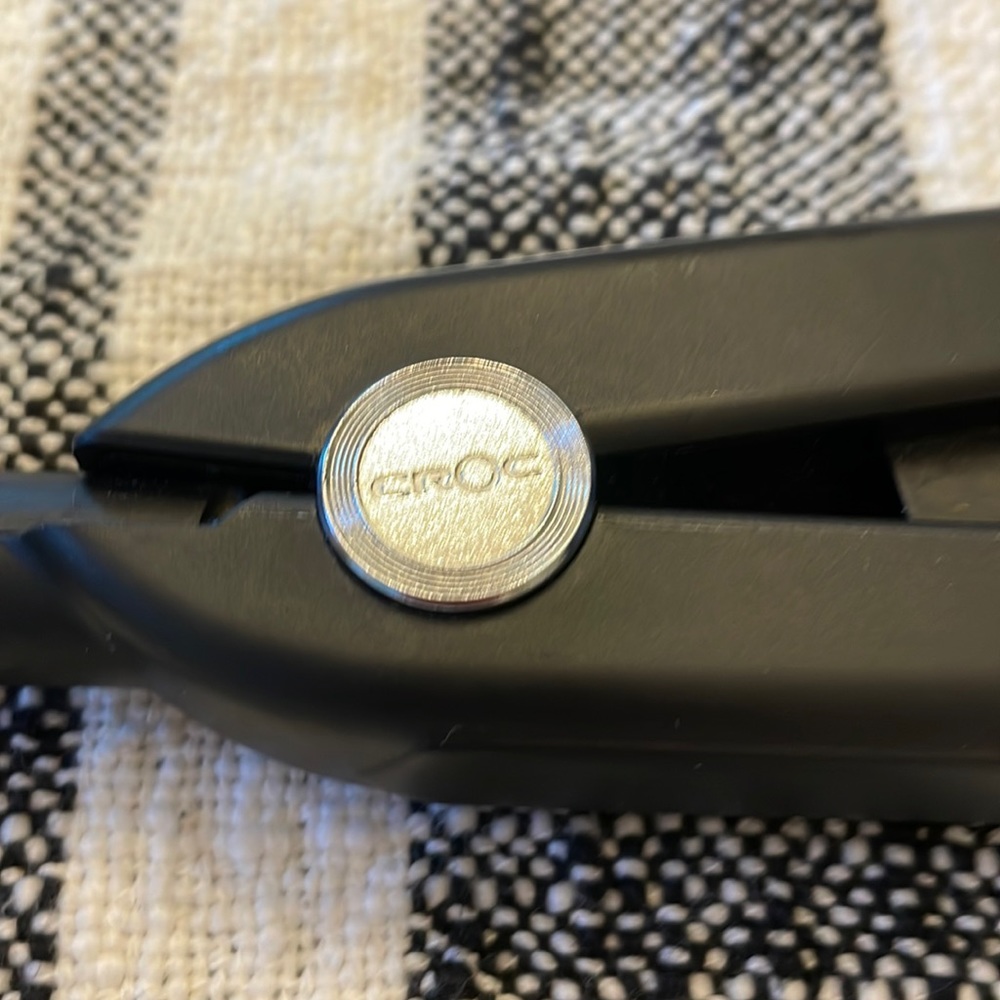 Croc infrared flat iron